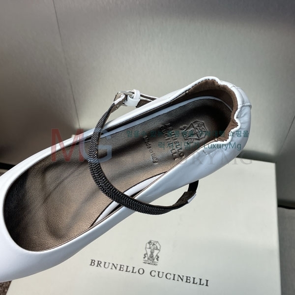 ���� ���ڷ� ��ġ�ڸ� �÷����� B6C2782111-2