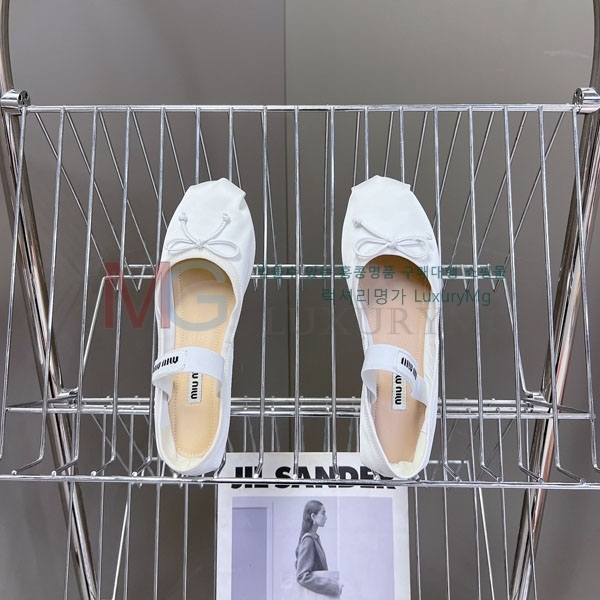 ���� �̿�̿� �÷����� 1MIU61778-10