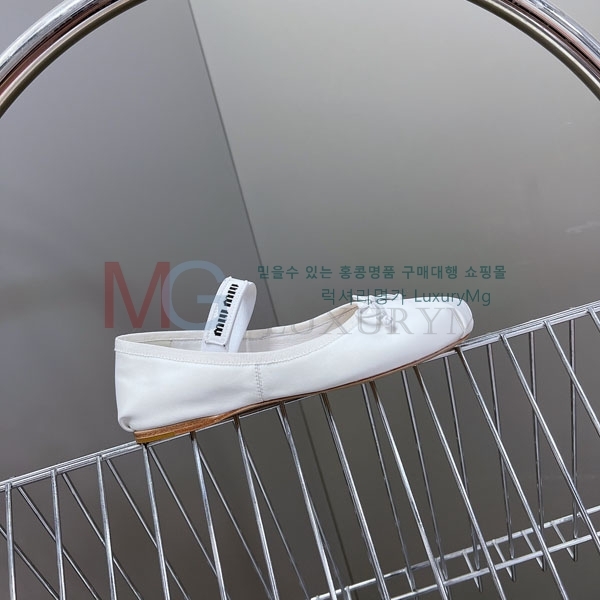 ���� �̿�̿� �÷����� 1MIU61778-10