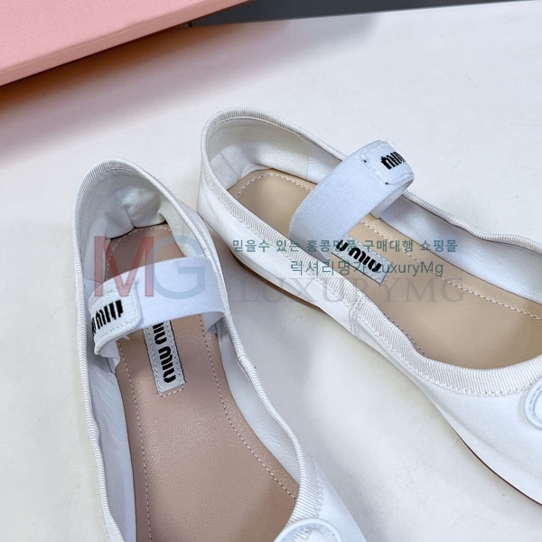 ���� �̿�̿� �÷����� 1MIU61778-10