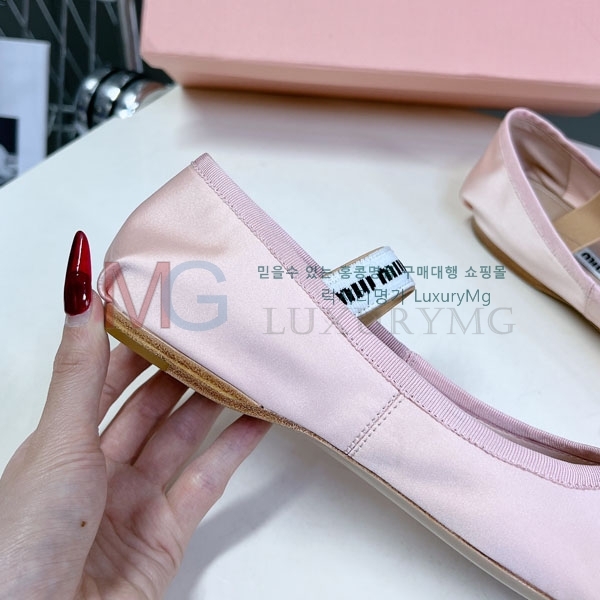 ���� �̿�̿� �÷����� 1MIU61778-9