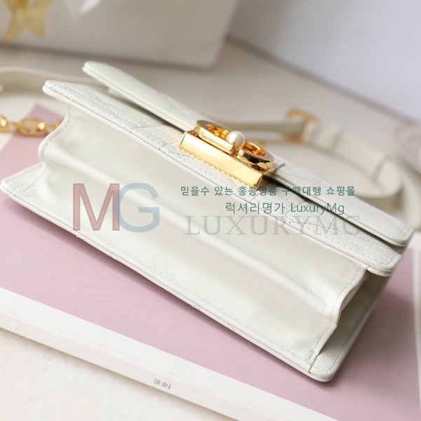 ��� ���� �� ��ũ�α�� �̴� M00031-51