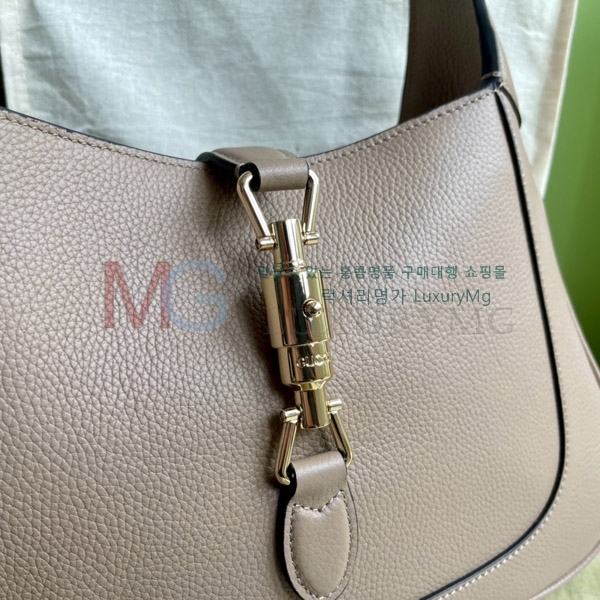 ���� ��Ű 1961 ����� 810232-804