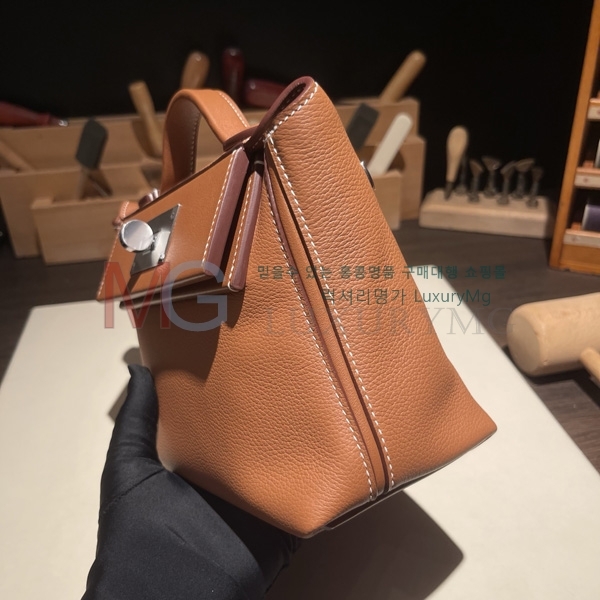 �����޽� 2424 21�� �̴� H541011-21