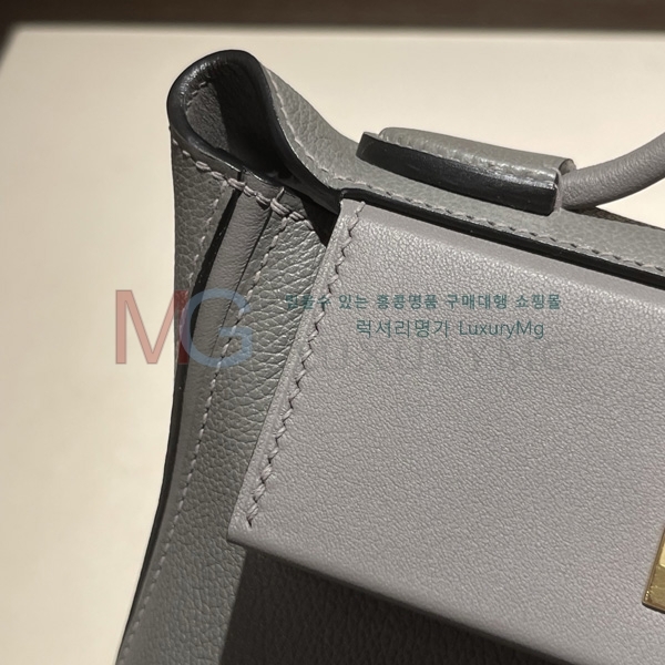 �����޽� 2424 21�� �̴� H541011-22