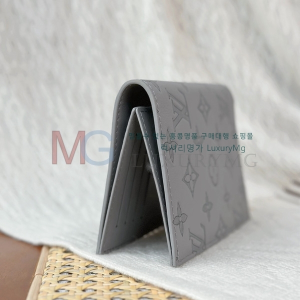 ���̺��� �н���Ʈ Ŀ�� �������� M14798-204
