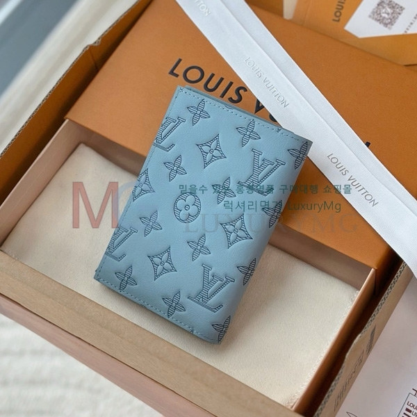 ���̺��� �н���Ʈ Ŀ�� �������� M14798-207