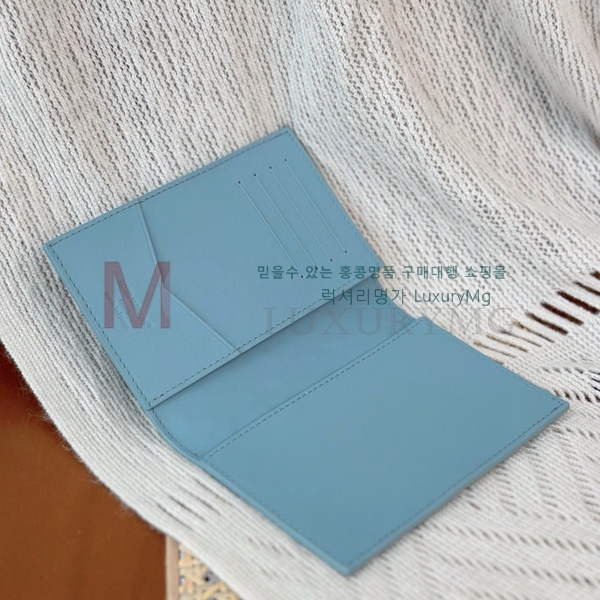 ���̺��� �н���Ʈ Ŀ�� �������� M14798-207