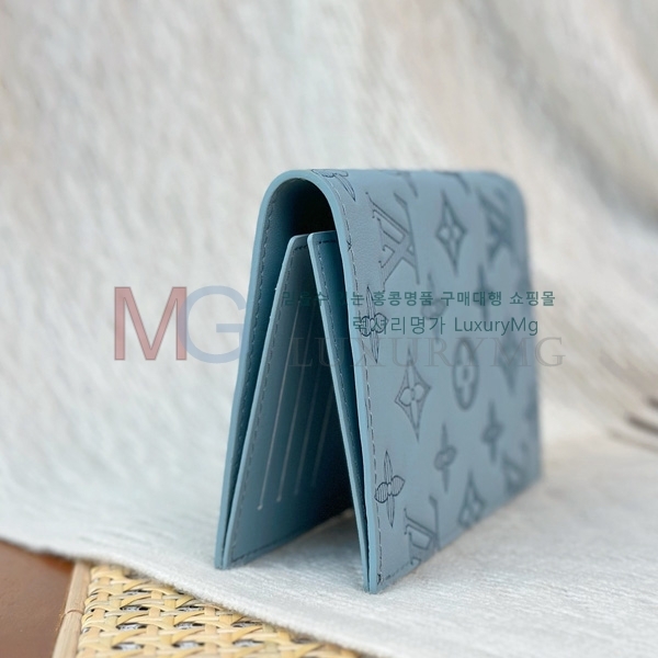 ���̺��� �н���Ʈ Ŀ�� �������� M14798-207