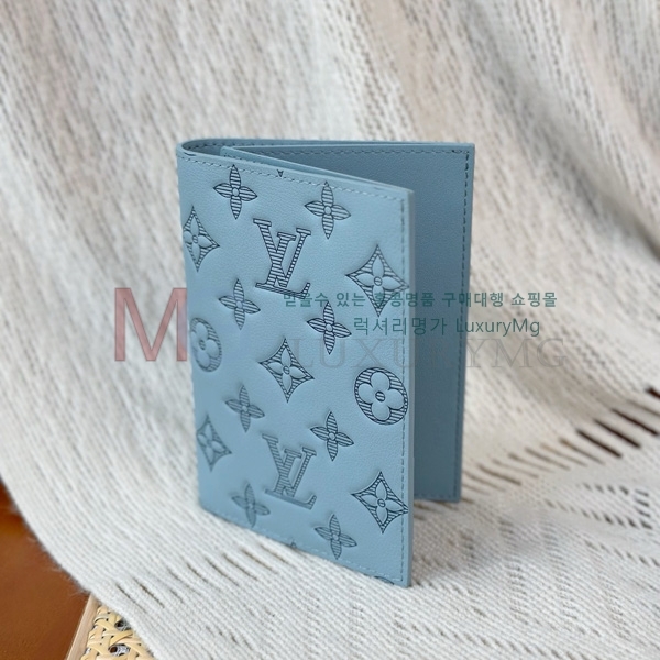 ���̺��� �н���Ʈ Ŀ�� �������� M14798-207