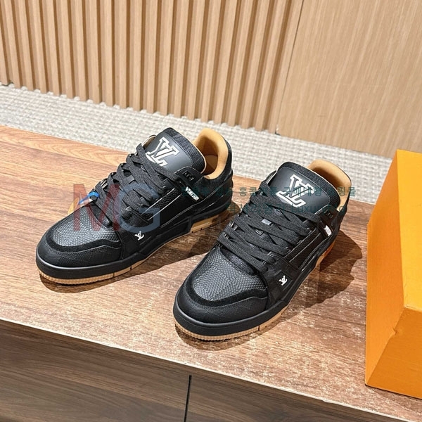  �������� ���̺��� 𝐋-𝐓𝐑𝐀𝐈𝐍𝐄𝐑 ����Ŀ�� 1LV55506-7
