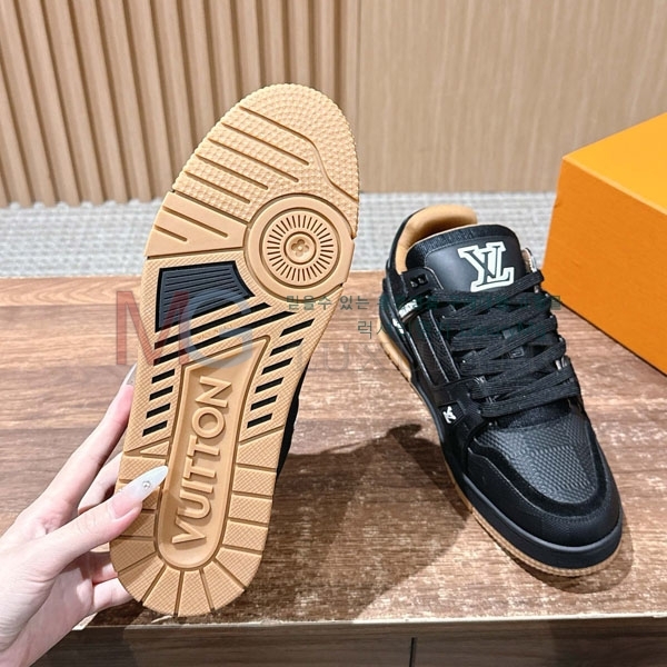  �������� ���̺��� 𝐋-𝐓𝐑𝐀𝐈𝐍𝐄𝐑 ����Ŀ�� 1LV55506-7