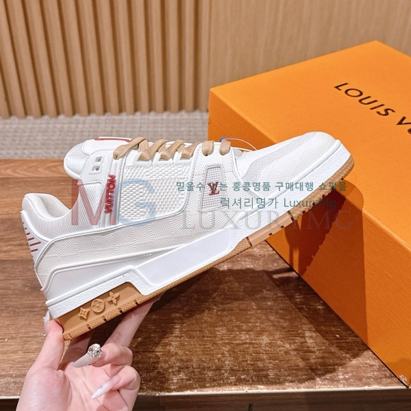  �������� ���̺��� 𝐋-𝐓𝐑𝐀𝐈𝐍𝐄𝐑 ����Ŀ�� 1LV55506-8