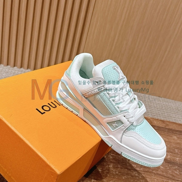  �������� ���̺��� 𝐋-𝐓𝐑𝐀𝐈𝐍𝐄𝐑 ����Ŀ�� 1LV55506-6