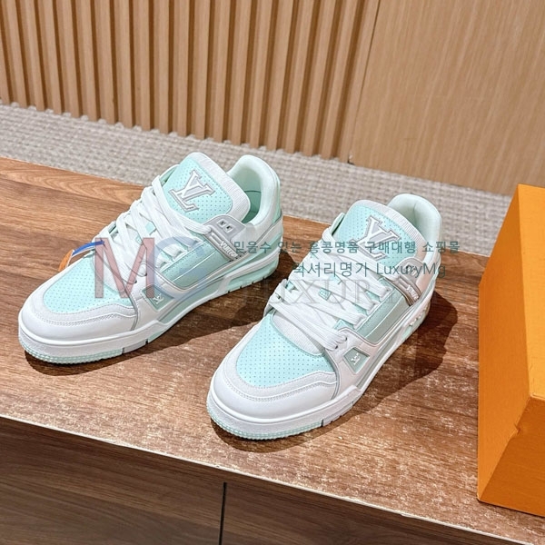  �������� ���̺��� 𝐋-𝐓𝐑𝐀𝐈𝐍𝐄𝐑 ����Ŀ�� 1LV55506-6