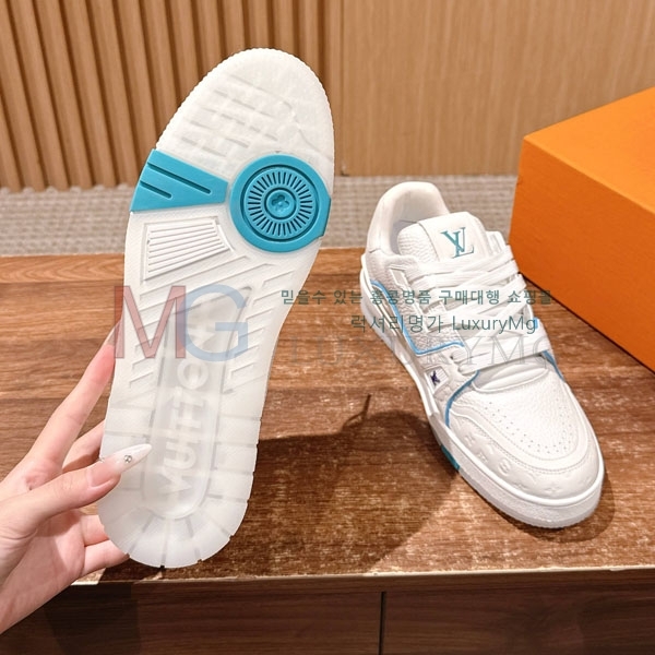  �������� ���̺��� 𝐋-𝐓𝐑𝐀𝐈𝐍𝐄𝐑 ����Ŀ�� 1LV55506-1