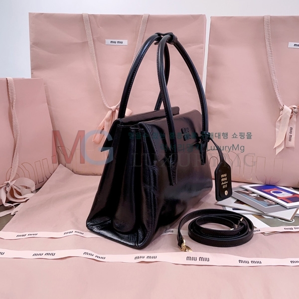 �̿�̿� �ָ��׸� ��Ʈ�� 5BA302-1