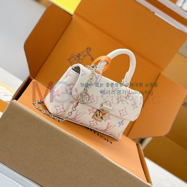 ���̺��� ���� ���鷻 �������� M25596-500