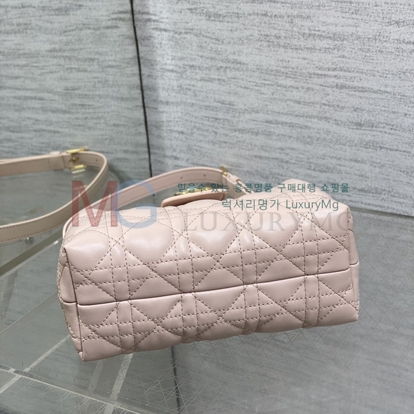 ��� Jolie ž �ڵ� �̴� �� D54104-3