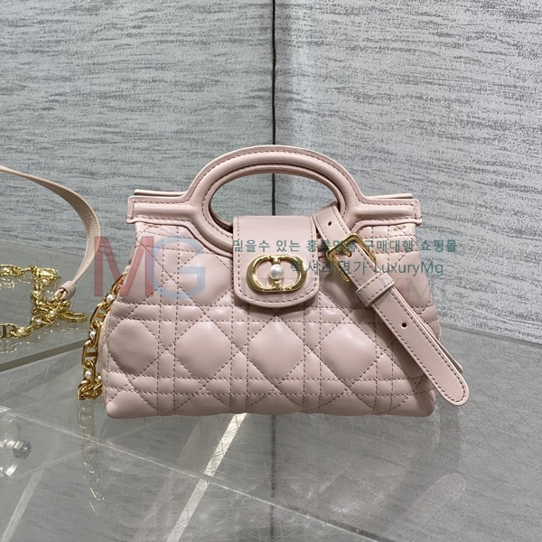 ��� Jolie ž �ڵ� �̴� �� D54104-3
