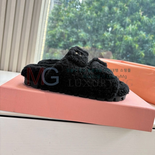 ���� �̿�̿� �� ������ MI366905-2