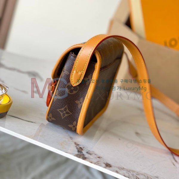 ���̺��� ��ÿ ����� ���� ���׷� M26805-20