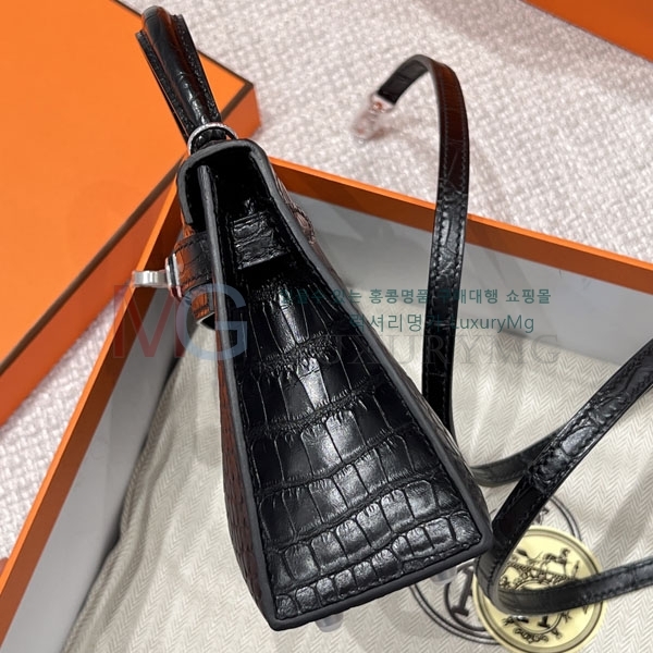 �����޽� �̸��� �̴� H985410-501