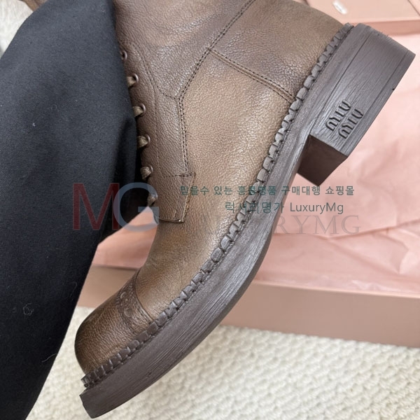 �̿�̿� ���� ��Ŀ M877702