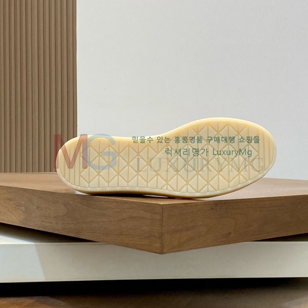 ���� ����� ����Ŀ�� PA690223-2