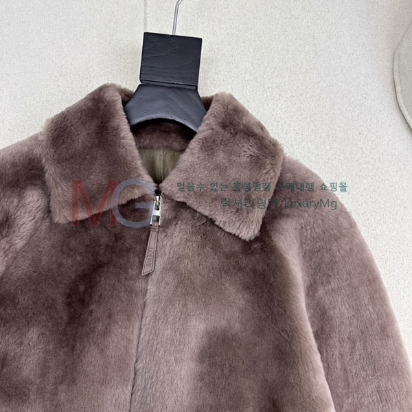 ���� �ο��� �þ �� ���� LOW23023-2