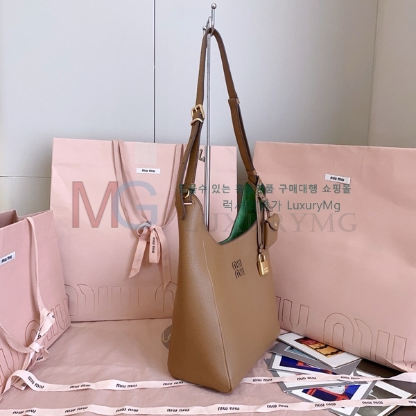 �̿�̿� ���� ��Ŷ�� 5BE098-1