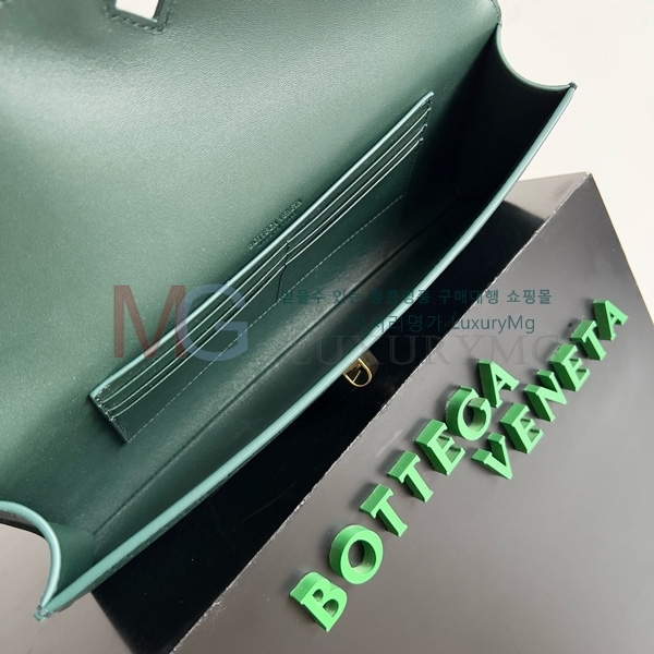 ���װ�����Ÿ �ȵ�Ƹ� Ŭ��ġ�� 741511-203