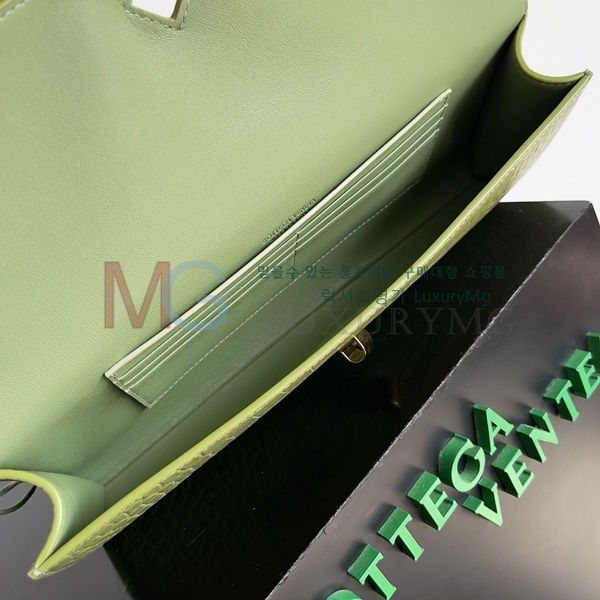 ���װ�����Ÿ �ȵ�Ƹ� Ŭ��ġ�� 741511-204