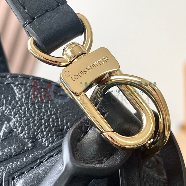 ���̺��� ���׷� �˸� BB M26409-501