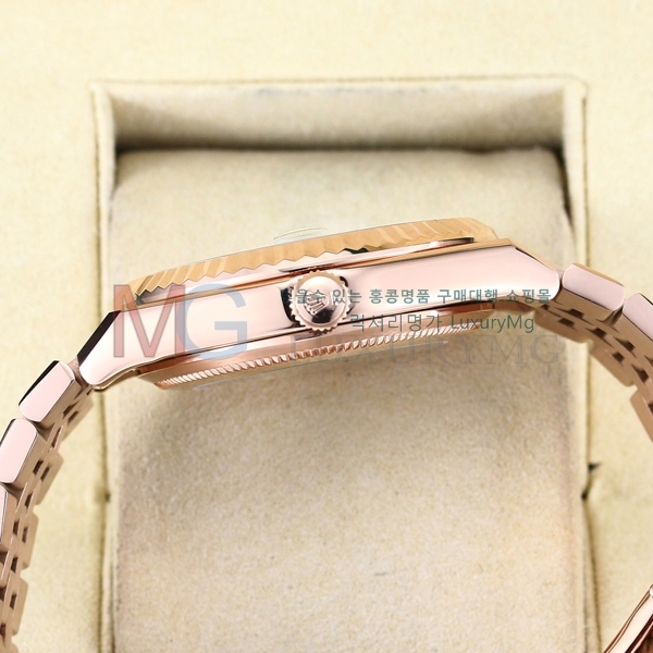 �η��� �ð� R05770-4