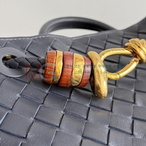 ���װ�����Ÿ ���� �ȵ�Ƹ� ž �ڵ�� 743568-318