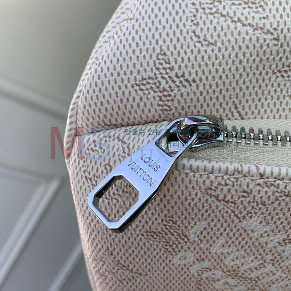 ���̺��� ���� ���� M27152-1