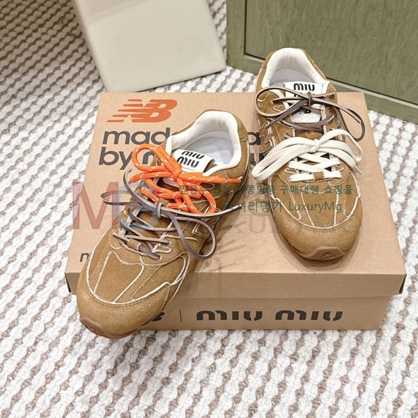  �̿�̿� ����Ŀ�� �������� M1807702-3