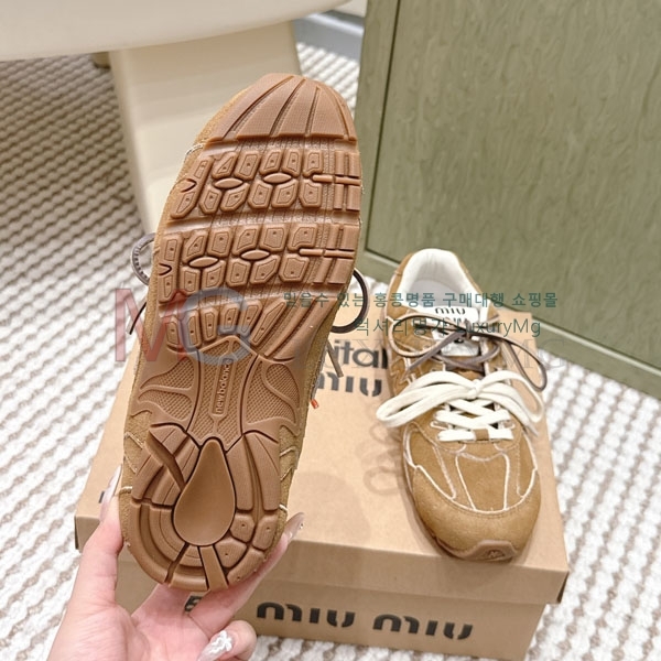  �̿�̿� ����Ŀ�� �������� M1807702-3