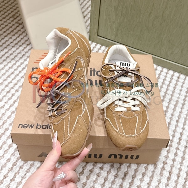  �̿�̿� ����Ŀ�� �������� M1807702-3