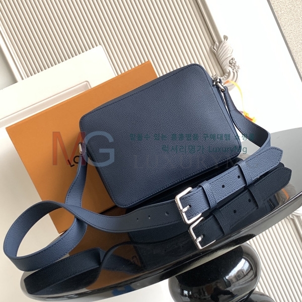 ���̺��� ���� �޽��� �� M215260-300
