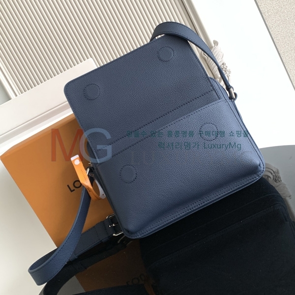 ���̺��� ���� �޽��� �� M215260-300