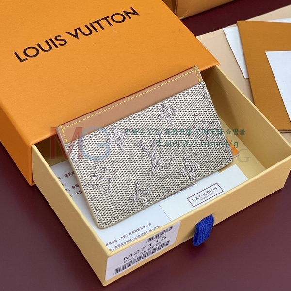 ���̺��� ī�� Ȧ�� M27115-2