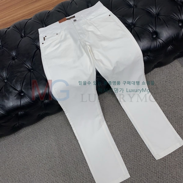 ���� �η��ǾƳ� ���� LP676743