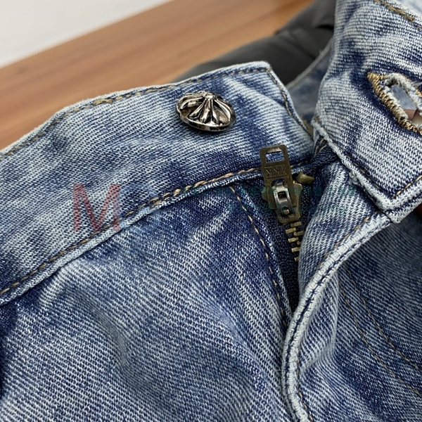 ���� ũ������ �ݹ��� C12589