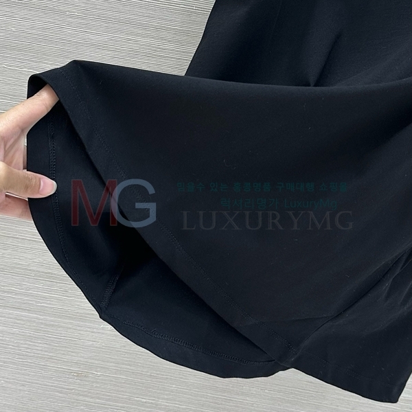 ���� �̿�̿� ���� Ƽ���� MU353026-1