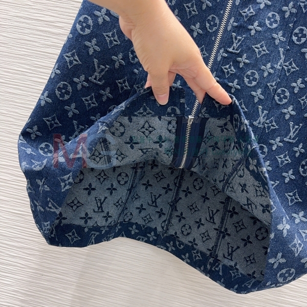 ���� ���̺��� ���ǽ� LV53456457-12