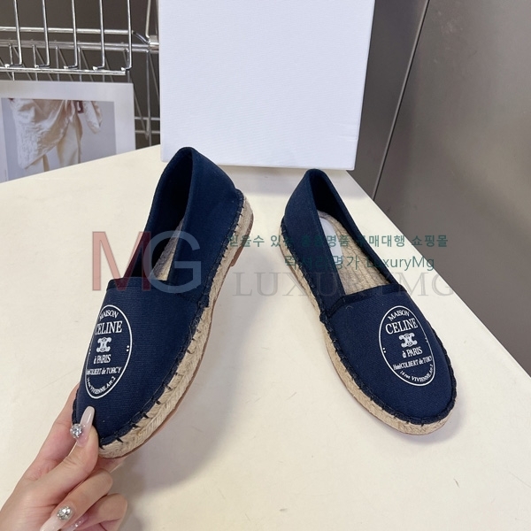 ������ �����ĵ� �÷����� SS477809