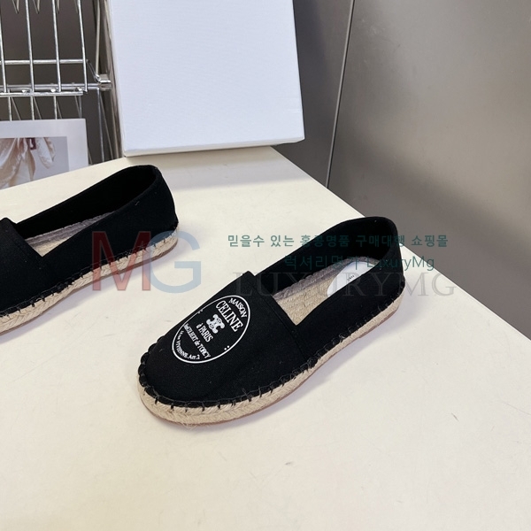 ������ �����ĵ� �÷����� SS477809-2