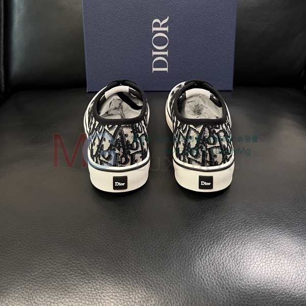 ���� ��� ������ DA60771-5